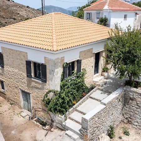 Villa Aiolia Kondoyenadha Exterior foto